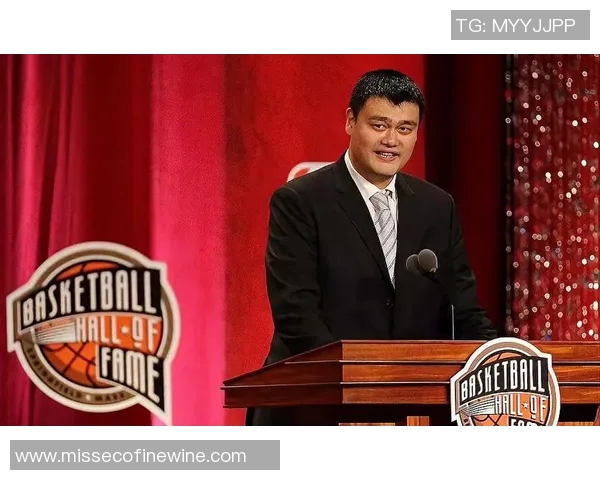 姚明携手华为共创未来科技之路助力篮球事业发展