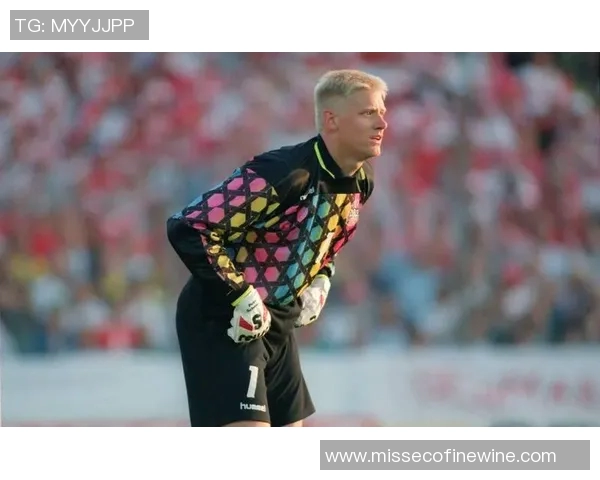 全球足球巨星汇聚一堂展现无与伦比的技艺与魅力