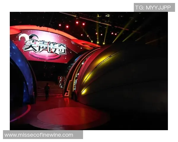 足球场上的笑声与传奇足球明星相声剧本精彩呈现