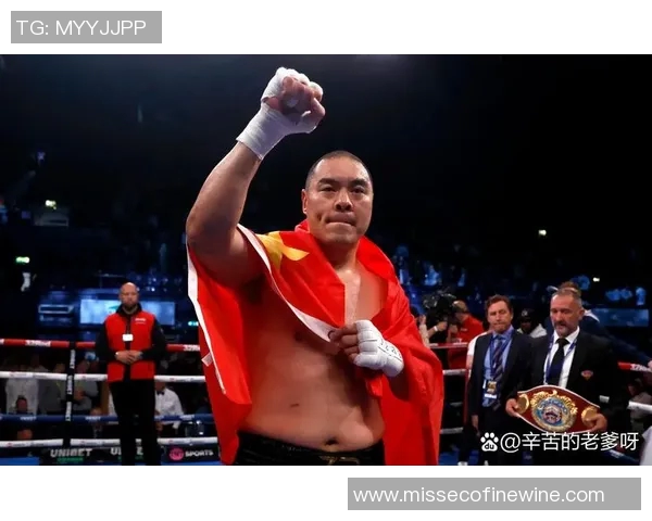 足球明星心目中的拳击传奇与他们的热爱故事