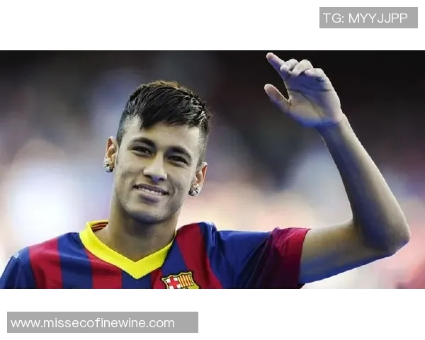 足球明星与耐克品牌合作的深度解析与影响探讨 足球明星与耐克品牌合作的深度解析与影响探讨